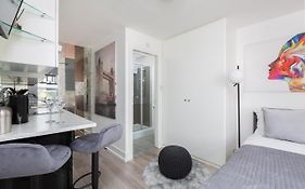 Cozy And Small Studio Zone 2 Near Maida Vale 6